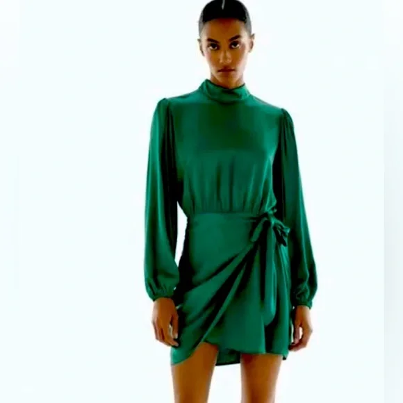 ZARA Sexy Emerald Green Mock Neck Mini Dress with Wrap Waist & Long Sleeves